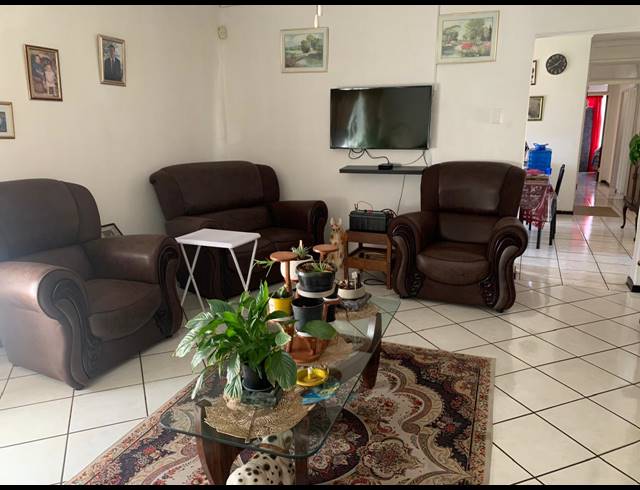 3 BEDROOM HOUSE FOR SALE IN VANDERBIJLPARK CE 5